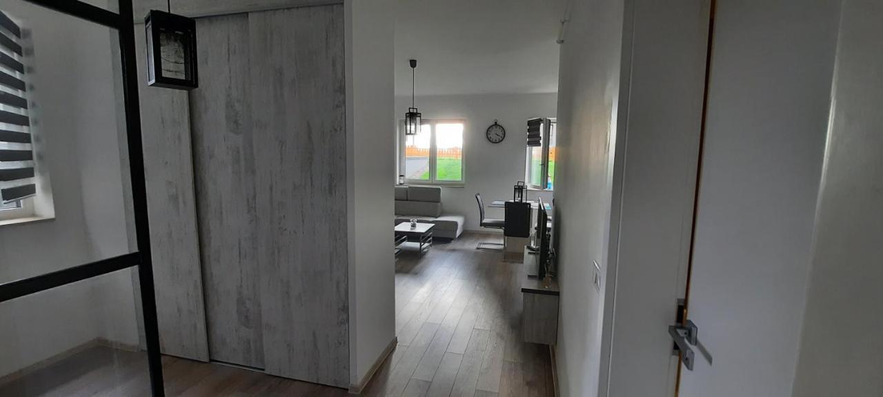 The World Apartament Târgu-Mureş Exteriör bild