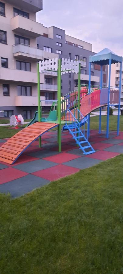 The World Apartament Târgu-Mureş Exteriör bild